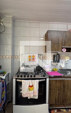 Casa à venda com 140m², 2 quartos e 4 vagas Casa à venda com 140m², 2 quartos e 4 vagasCozinha