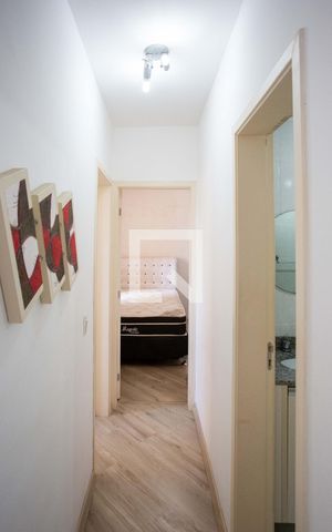 Apartamento à venda com 58m², 2 quartos e 1 vagaCorredor