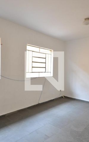 Casa à venda com 190m², 2 quartos e 3 vagasSala de TV
