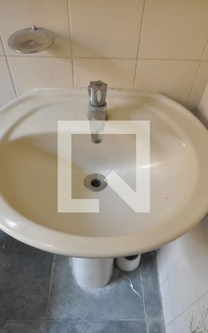 Casa à venda com 190m², 2 quartos e 3 vagasBanheiro 1
