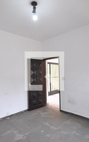 Casa à venda com 190m², 2 quartos e 3 vagasSala