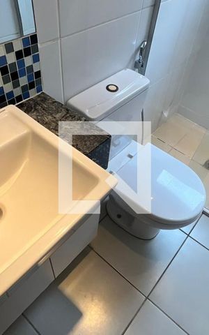 Apartamento à venda com 80m², 3 quartos e 3 vagas Apartamento à venda com 80m², 3 quartos e 3 vagasBanheiro 2