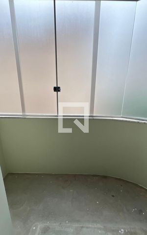 Apartamento à venda com 80m², 3 quartos e 3 vagas Apartamento à venda com 80m², 3 quartos e 3 vagasSala