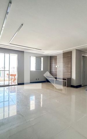 Apartamento à venda com 147m², 3 quartos e 3 vagas Apartamento à venda com 147m², 3 quartos e 3 vagasSala