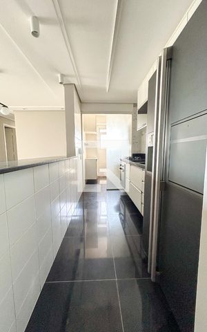 Apartamento à venda com 147m², 3 quartos e 3 vagas Apartamento à venda com 147m², 3 quartos e 3 vagasCozinha