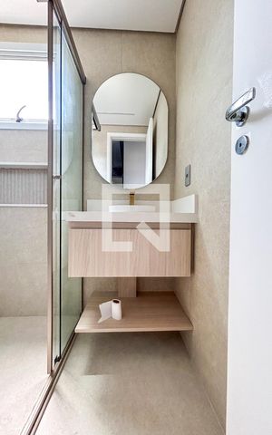 Apartamento à venda com 147m², 3 quartos e 3 vagas Apartamento à venda com 147m², 3 quartos e 3 vagasBanheiro da Suíte