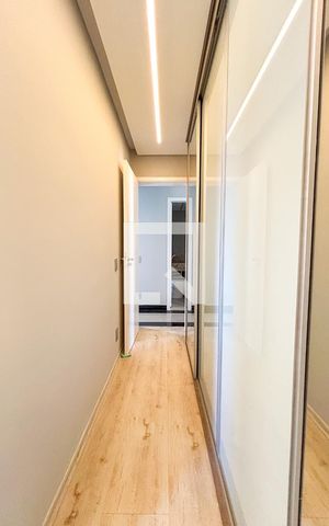 Apartamento à venda com 147m², 3 quartos e 3 vagas Apartamento à venda com 147m², 3 quartos e 3 vagasCloset da suíte
