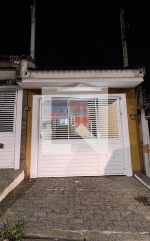 Casa à venda com 165m², 3 quartos e 5 vagasFachada