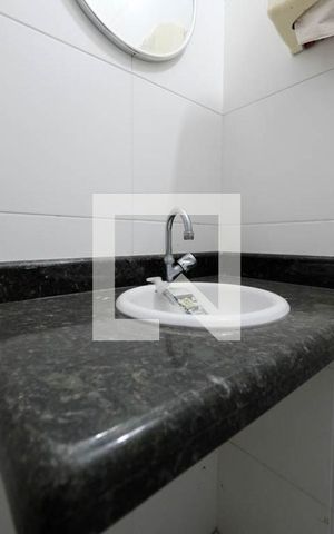 Casa à venda com 165m², 3 quartos e 5 vagasLavabo 2