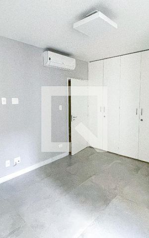 Apartamento para alugar com 151m², 3 quartos e 1 vaga Apartamento para alugar com 151m², 3 quartos e 1 vagaQuarto 1