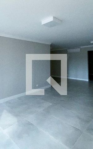 Apartamento para alugar com 151m², 3 quartos e 1 vaga Apartamento para alugar com 151m², 3 quartos e 1 vagaSala