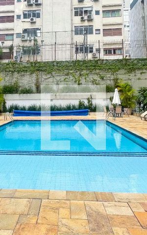 Apartamento para alugar com 151m², 3 quartos e 1 vaga Apartamento para alugar com 151m², 3 quartos e 1 vagaÁrea comum - Piscina