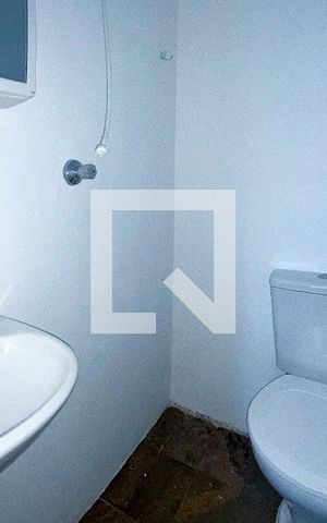 Apartamento para alugar com 151m², 3 quartos e 1 vaga Apartamento para alugar com 151m², 3 quartos e 1 vagaBanheiro de serviço
