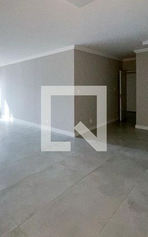 Apartamento para alugar com 151m², 3 quartos e 1 vaga Apartamento para alugar com 151m², 3 quartos e 1 vagaSala