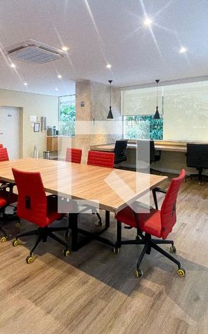 Apartamento para alugar com 151m², 3 quartos e 1 vaga Apartamento para alugar com 151m², 3 quartos e 1 vagaCoworking