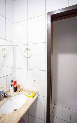 Casa à venda com 185m², 3 quartos e 2 vagasBanheir Social