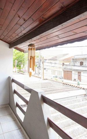 Casa à venda com 185m², 3 quartos e 2 vagasVaranda Da Suite