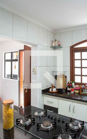 Casa à venda com 185m², 3 quartos e 2 vagasCozinha
