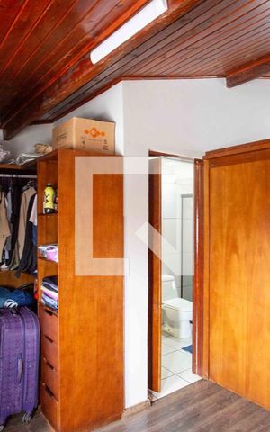 Casa à venda com 185m², 3 quartos e 2 vagasCloset da suíte 2