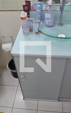 Apartamento à venda com 53m², 2 quartos e 1 vagaBanheiro 