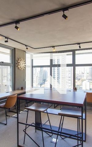 Studio à venda com 25m², 1 quarto e sem vaga Studio à venda com 25m², 1 quarto e sem vagaCoworking