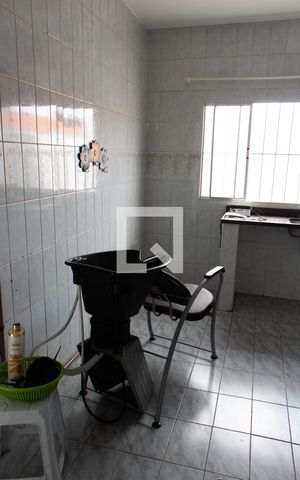 Casa à venda com 300m², 3 quartos e 4 vagasCOZINHA EDÍCULA