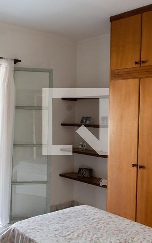 Casa à venda com 300m², 3 quartos e 4 vagasQUARTO 2 PISO SUPERIOR