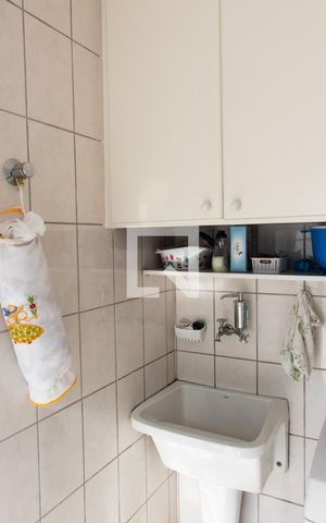 Casa à venda com 300m², 3 quartos e 4 vagasÁREA DE SERVIÇO