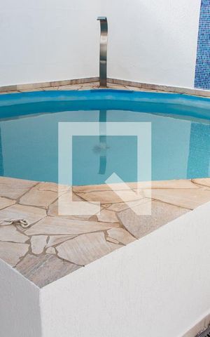 Casa à venda com 300m², 3 quartos e 4 vagasÁREA EXTERNA PISCINA