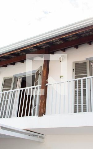 Casa à venda com 300m², 3 quartos e 4 vagasÁREA EXTERNA/GARAGEM PRINCIPAL FRENTE