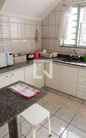 Casa à venda com 300m², 3 quartos e 4 vagasCOZINHA
