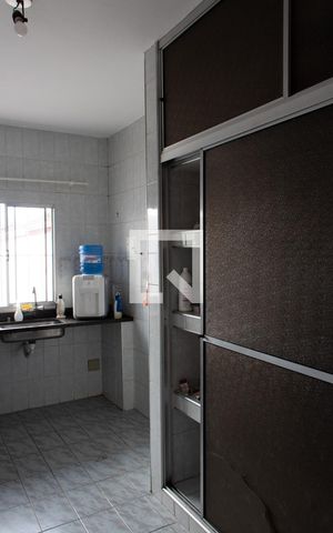 Casa à venda com 300m², 3 quartos e 4 vagasCOZINHA EDÍCULA