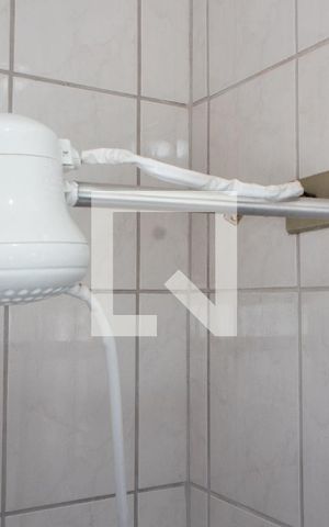 Casa à venda com 300m², 3 quartos e 4 vagasBANHEIRO SOCIAL PISO SUPERIOR