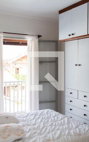 Casa à venda com 300m², 3 quartos e 4 vagasSUITE