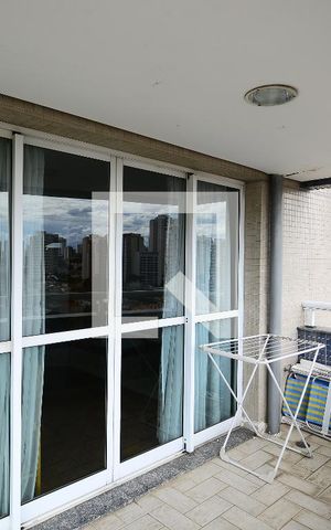 Apartamento à venda com 141m², 3 quartos e 3 vagasVaranda 