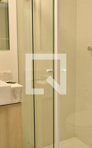 Studio para alugar com 26m², 0 quarto e sem vaga Studio para alugar com 26m², 0 quarto e sem vagaBanheiro/Studio