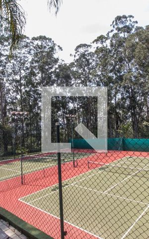 Casa de condomínio à venda com 380m², 3 quartos e 4 vagasQuadra Esportiva