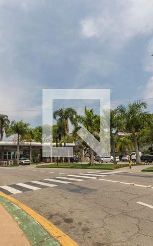 Casa de condomínio à venda com 380m², 3 quartos e 4 vagasVista da Rua