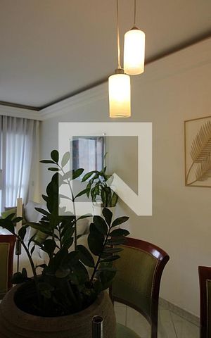 Apartamento para alugar com 70m², 1 quarto e 1 vagaSala