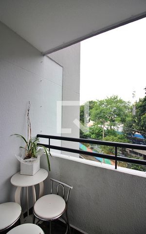 Apartamento para alugar com 70m², 1 quarto e 1 vagaSala Sacada