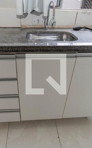 Studio para alugar com 25m², 1 quarto e sem vaga Studio para alugar com 25m², 1 quarto e sem vagaSala / Cozinha