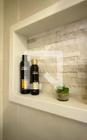 Apartamento à venda com 64m², 2 quartos e 1 vagaBanheiro Social