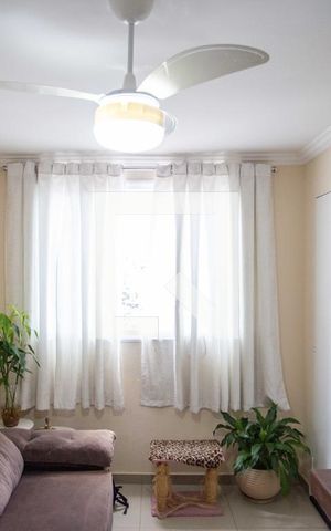 Apartamento à venda com 48m², 2 quartos e 1 vagaSala