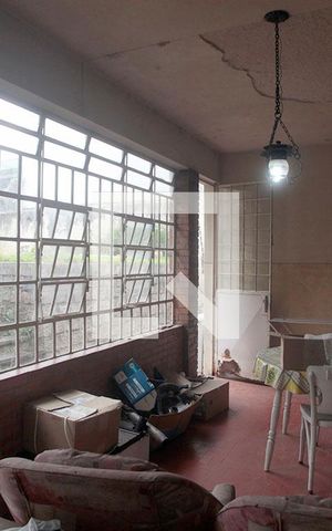 Casa à venda com 260m², 3 quartos e 1 vagaÁrea de Serviço