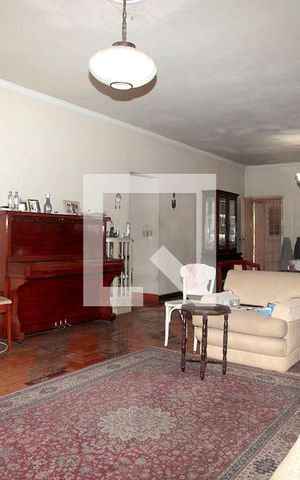 Casa à venda com 260m², 3 quartos e 1 vagaSala de Estar