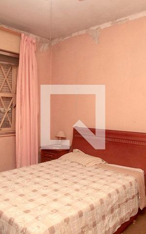 Casa à venda com 260m², 3 quartos e 1 vagaQuarto 1