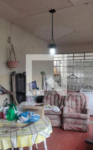 Casa à venda com 260m², 3 quartos e 1 vagaÁrea de Serviço