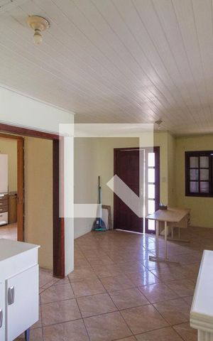 Casa à venda com 80m², 2 quartos e 1 vaga Casa à venda com 80m², 2 quartos e 1 vagaSala/Cozinha