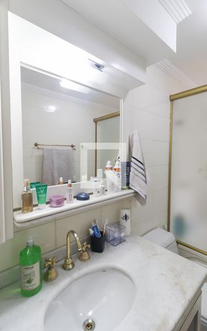 Apartamento à venda com 231m², 3 quartos e 2 vagas Apartamento à venda com 231m², 3 quartos e 2 vagasBanheiro do Quarto 1