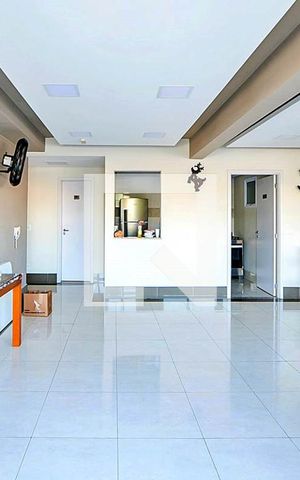 Apartamento à venda com 70m², 2 quartos e 2 vagas Apartamento à venda com 70m², 2 quartos e 2 vagasÁrea comum - Salão de festas